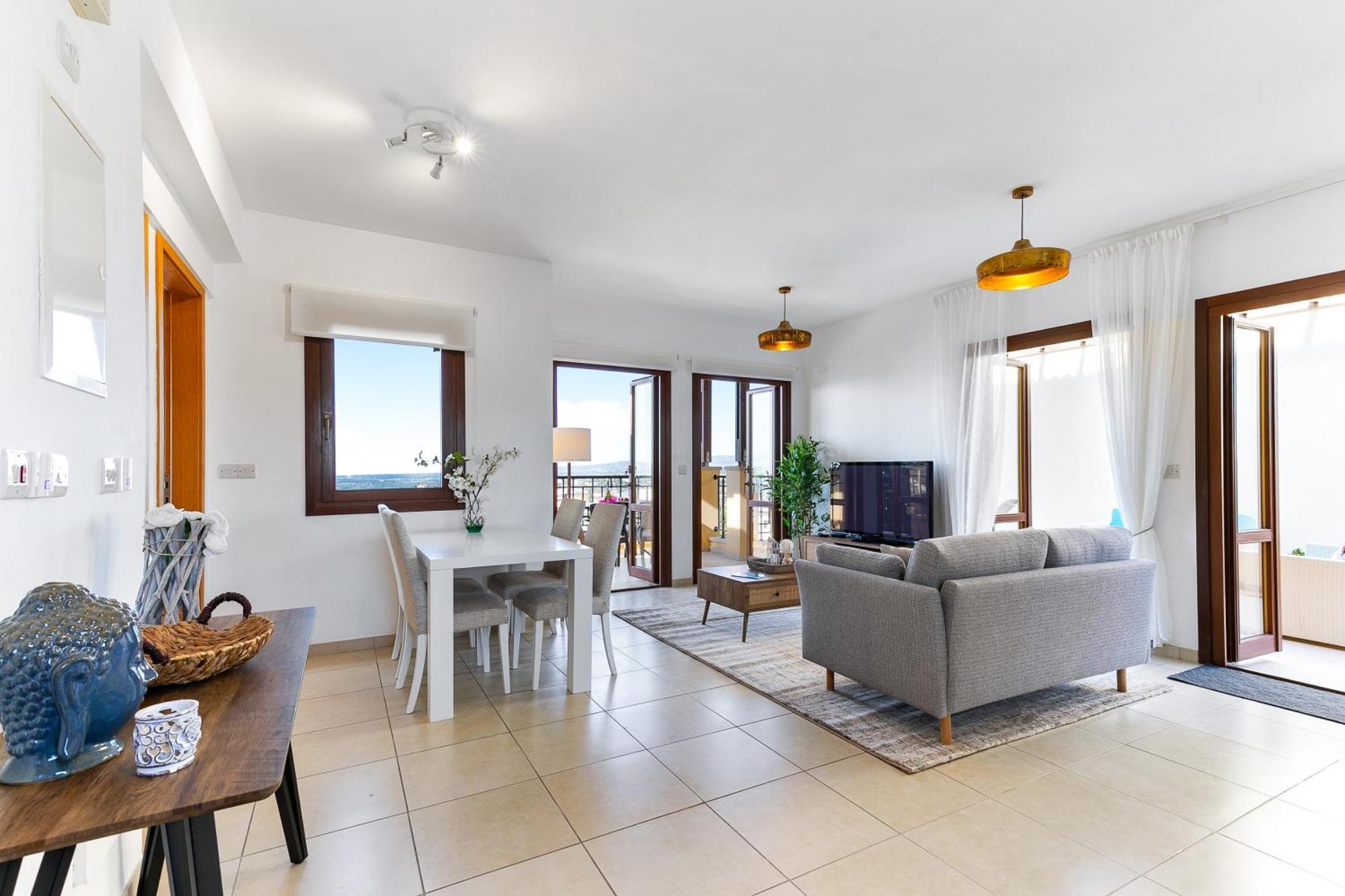 1 Bedroom Apartment Pyrgos With Beautiful Sea And Sunset Views, Aphrodite Hills Resort Kouklia Exterior foto